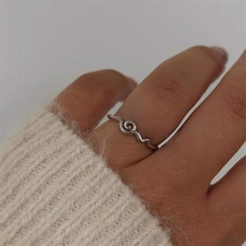 Hurley - Sølv ring med spiralt design, NAVA (One Size)